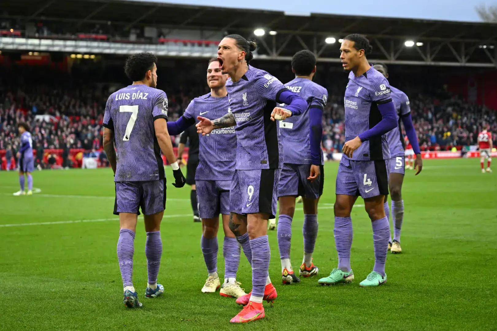 包含西甲转会期再迎强敌;利物浦单刀错失;主帅态度——更衣室稳定;临场指挥获称赞的词条 包含西甲转会期再迎强敌;利物浦单刀错失;主帅态度——更衣室稳定;临场指挥获称赞的词条